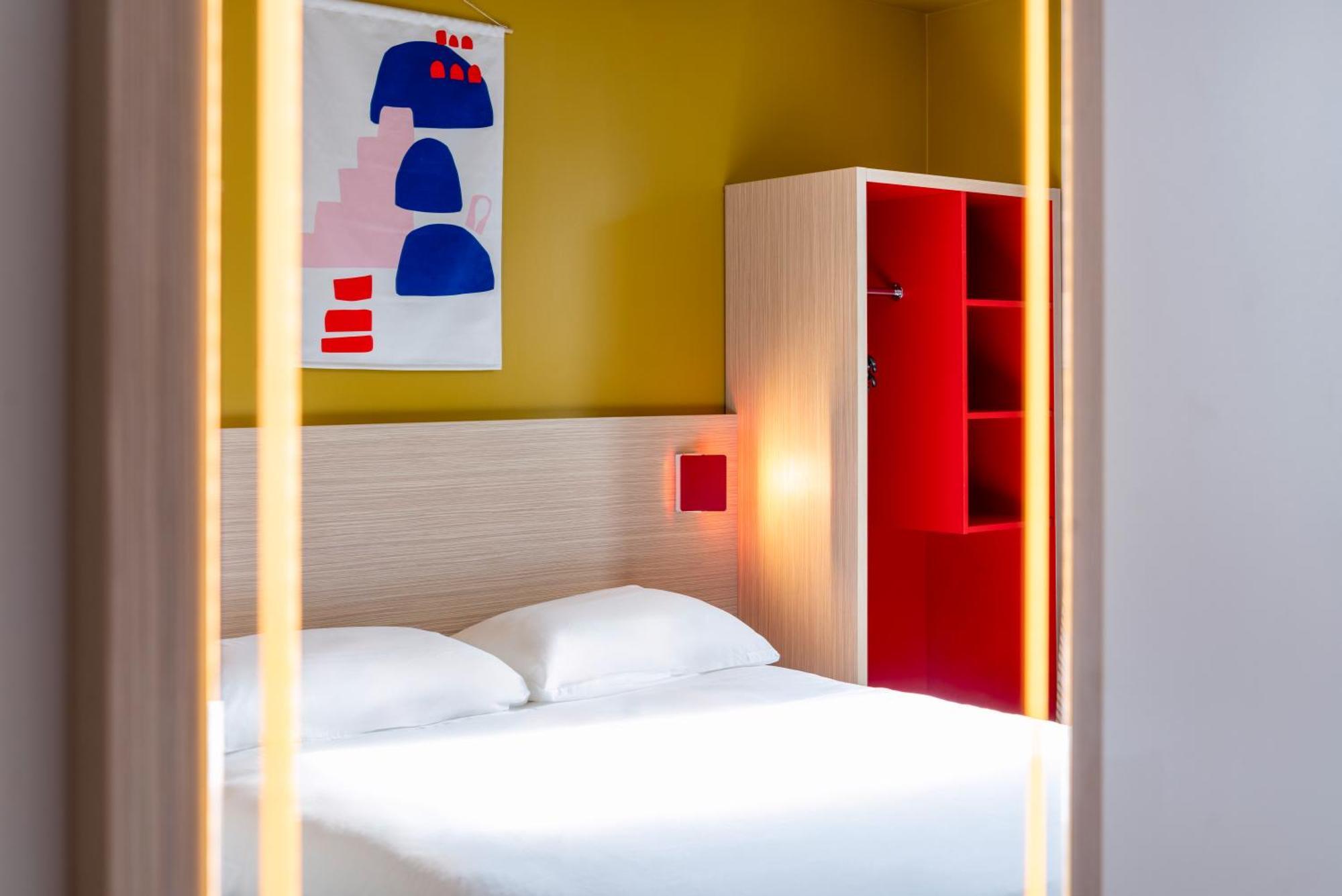 Ibis Styles Prevessin Geneve Aeroport Hotel Exterior foto