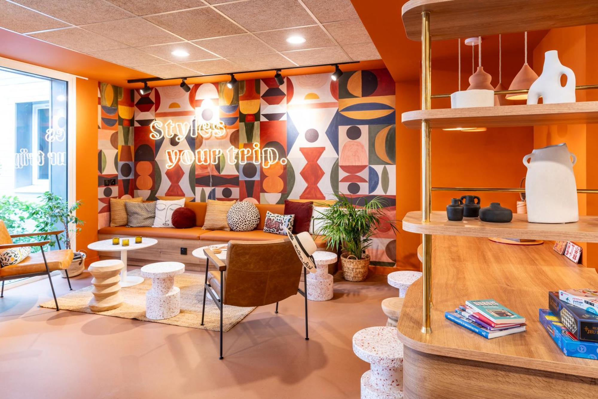 Ibis Styles Prevessin Geneve Aeroport Hotel Exterior foto