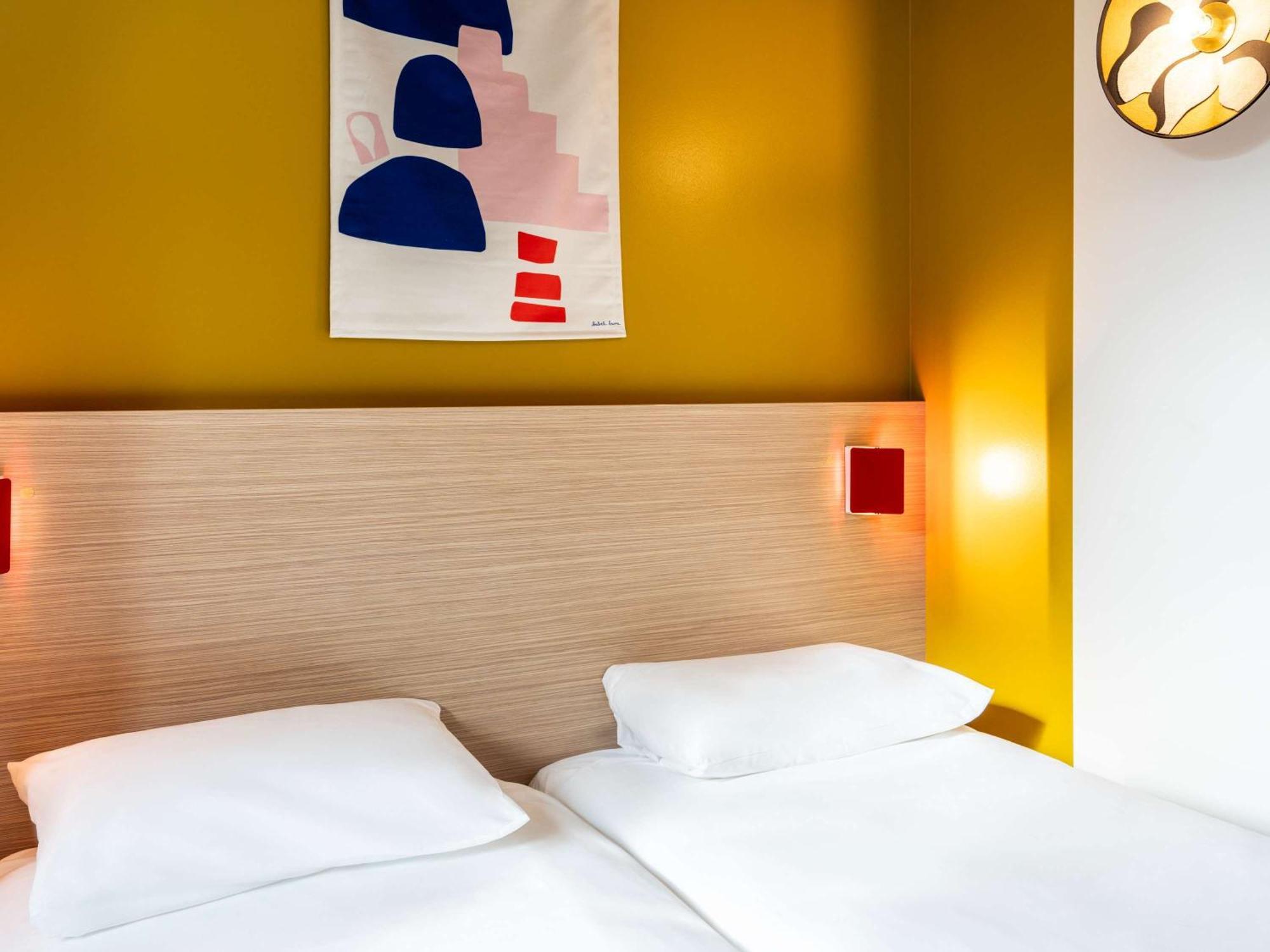 Ibis Styles Prevessin Geneve Aeroport Hotel Exterior foto