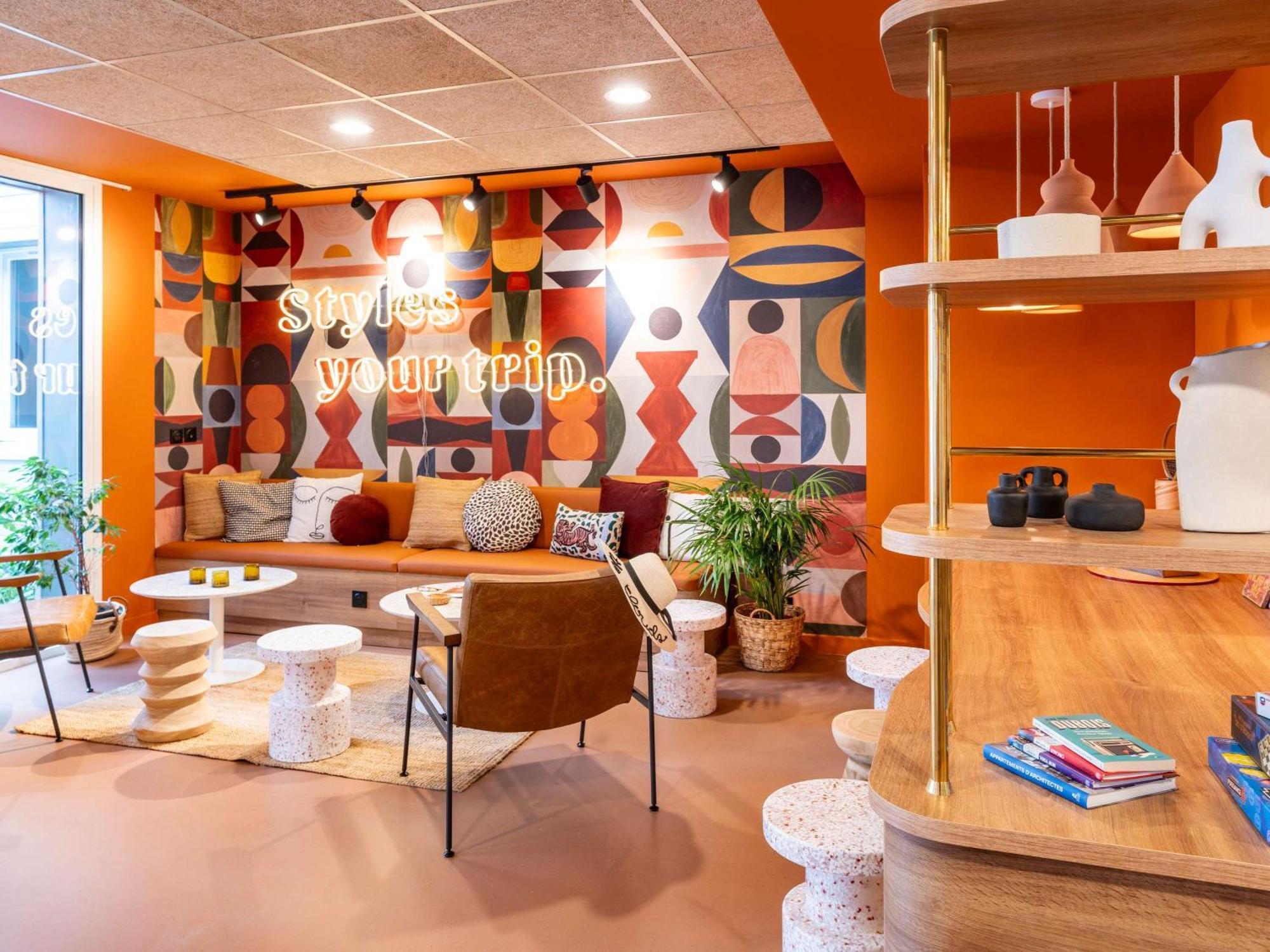 Ibis Styles Prevessin Geneve Aeroport Hotel Exterior foto