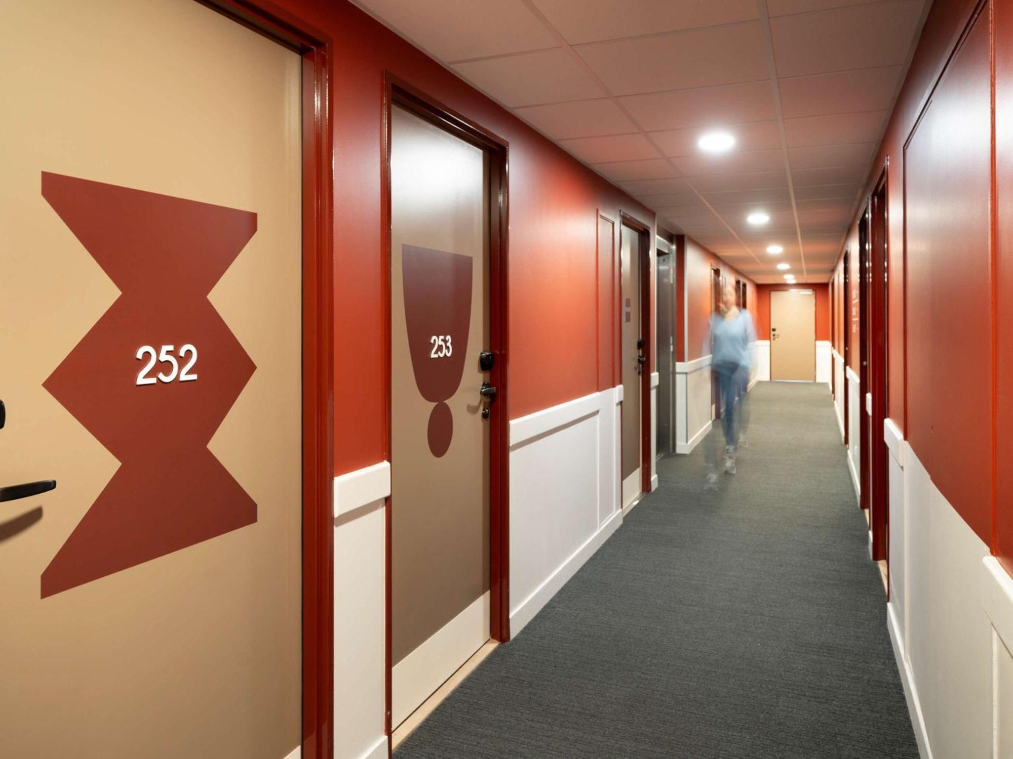 Ibis Styles Prevessin Geneve Aeroport Hotel Exterior foto